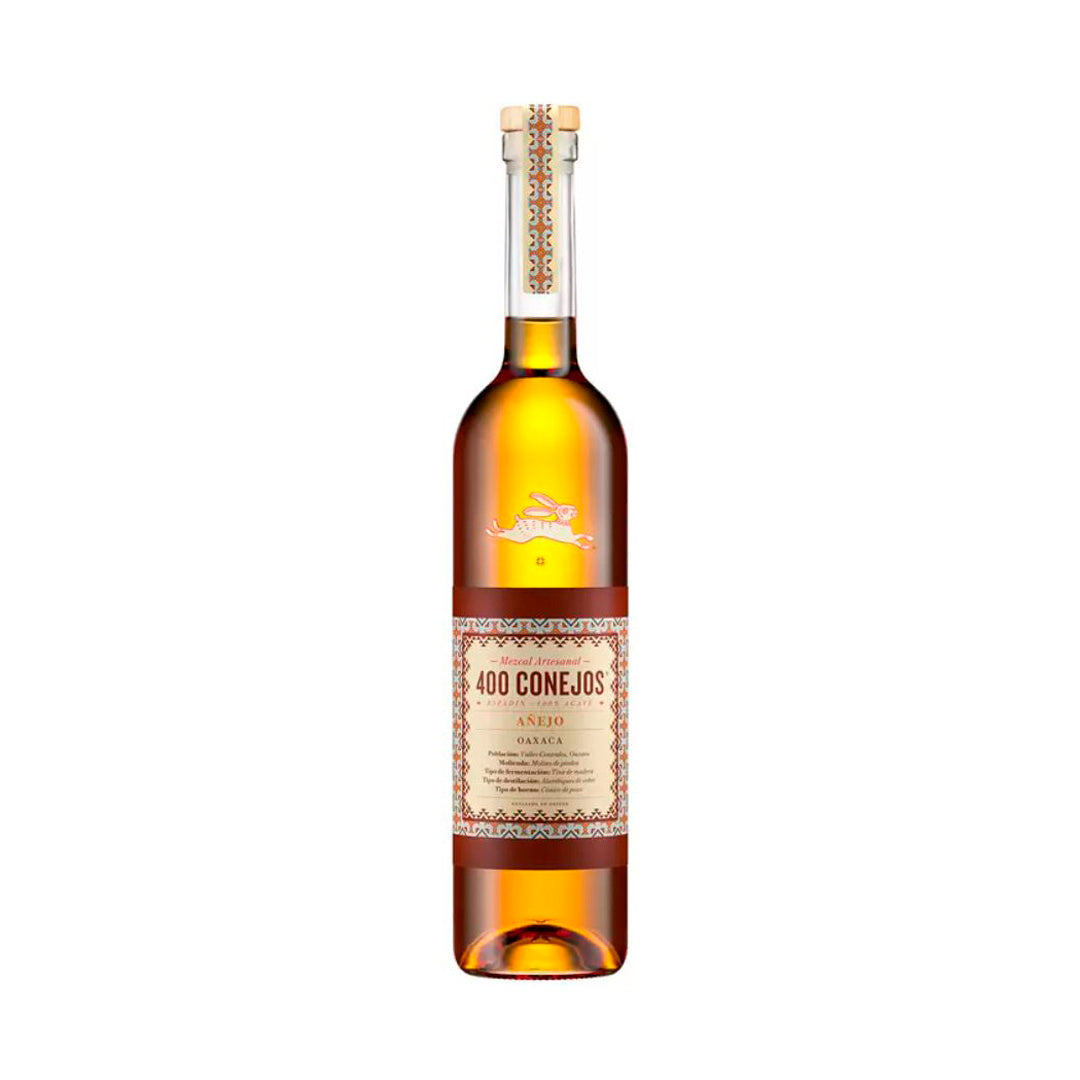 Mezcal en barrica de roble