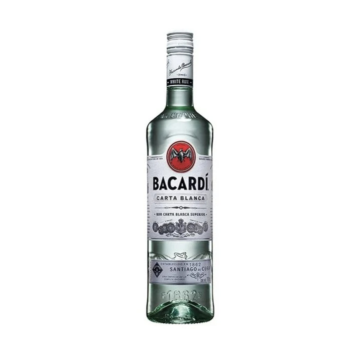 "Ron Bacardí Superior 700 ml 40%, el clásico ron blanco para cócteles icónicos."