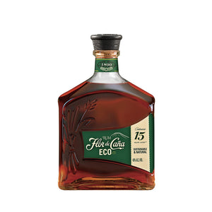 Botella de Ron Flor de Caña Eco 15 Años 750 ML mostrando su diseño elegante y certificado ecológico.
