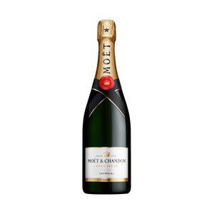 "Botella de Champagne Moët & Chandon Impérial 750 ml con su distintiva etiqueta dorada y su elegante diseño."
