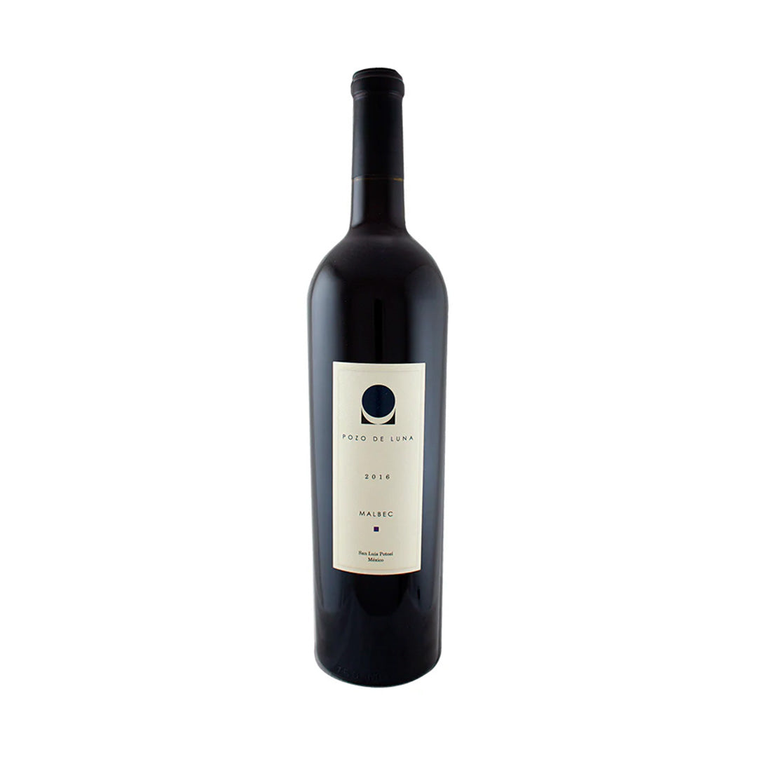 Pozo de Luna Malbec 750 ml es una joya del vino mexicano producida en San Luis Potosí.