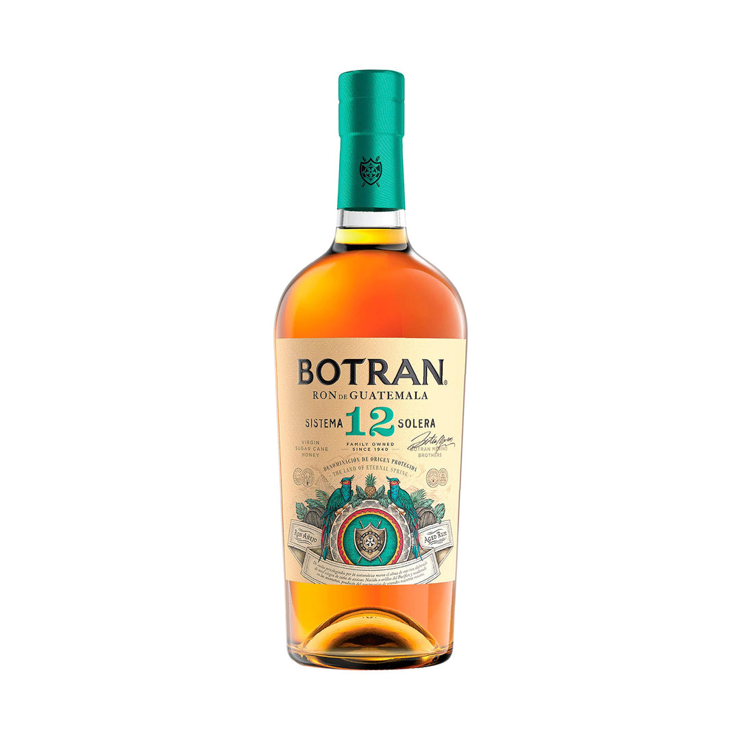 Botella de Ron Botran 12 750 ml – Ron añejado en sistema de solera con notas de frutas maduras, vainilla y caramelo.