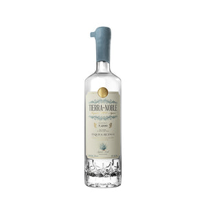 Tequila noble blanco, premium de venta en Cava Sautto.