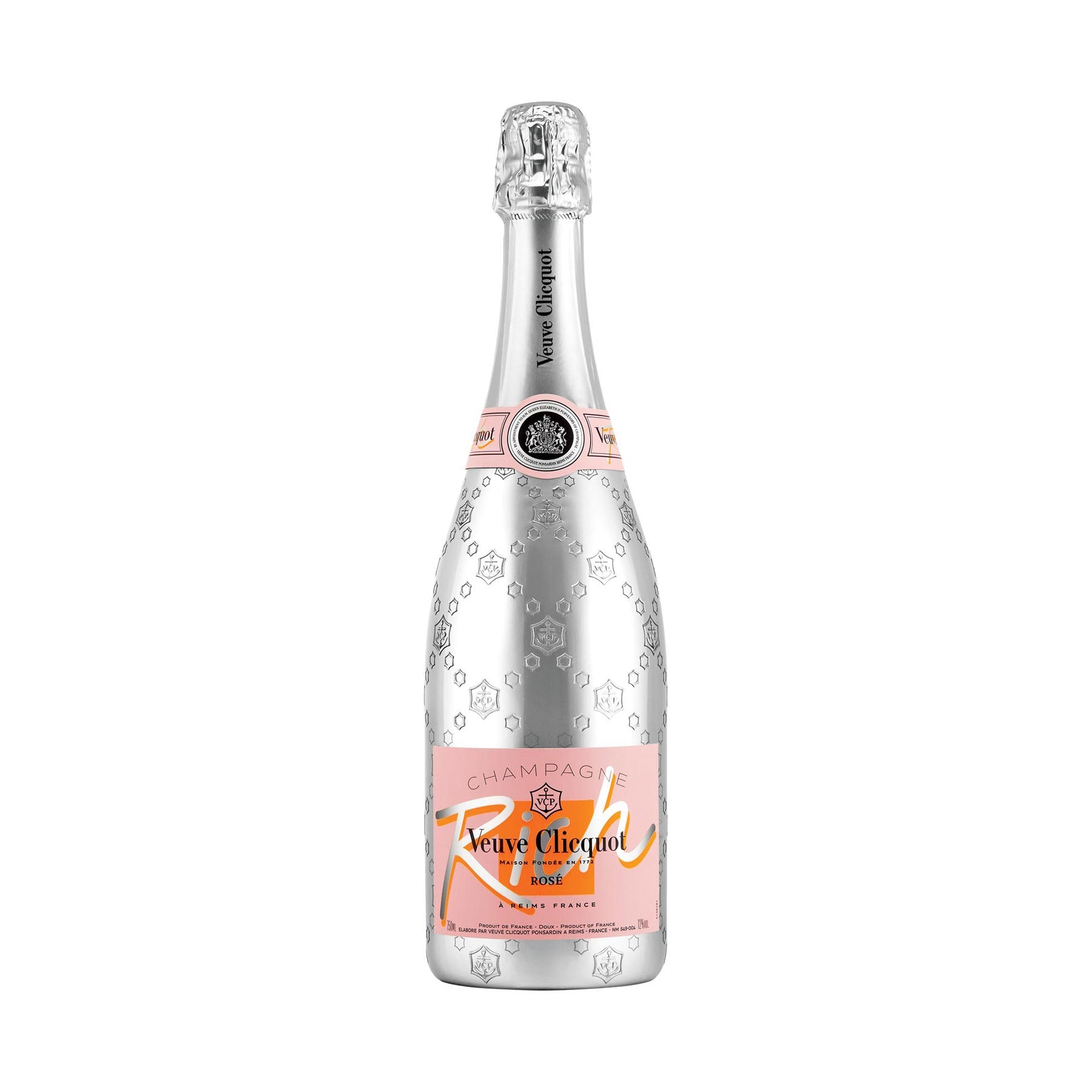 "Botella de Champagne Veuve Clicquot Rich Rosé 750 ml con su elegante diseño plateado y toques rosados, ideal para servirse con hielo y frutas."
