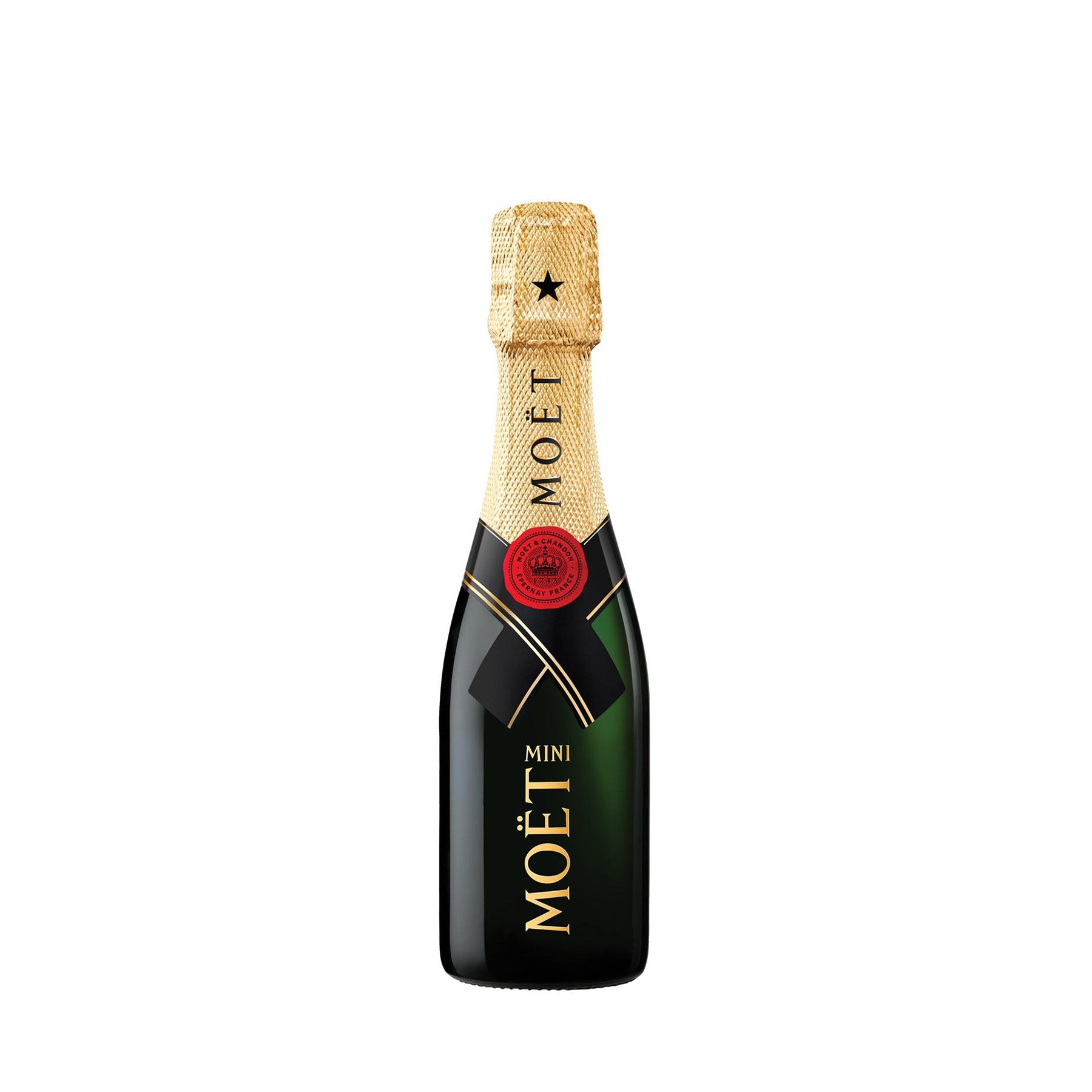 "Botella de Champagne Moët & Chandon Impérial 200 ml con copa servida, burbujas finas y un ambiente sofisticado. Ideal para celebraciones personales."