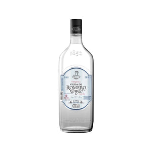 Botella de Tequila Viuda de Romero Blanco 1000 ml, elaborado 100% con agave azul.
